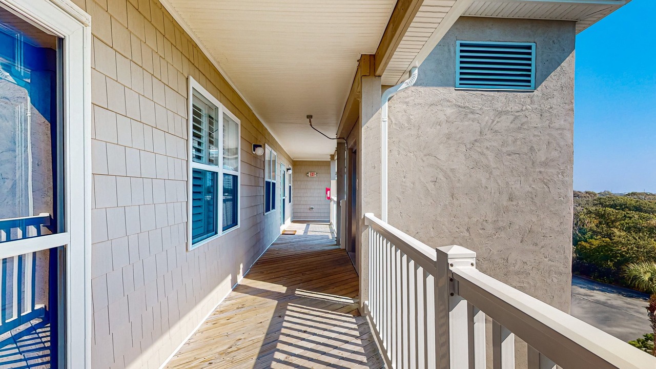 Photo of Patio Balcony in Indian Beach
