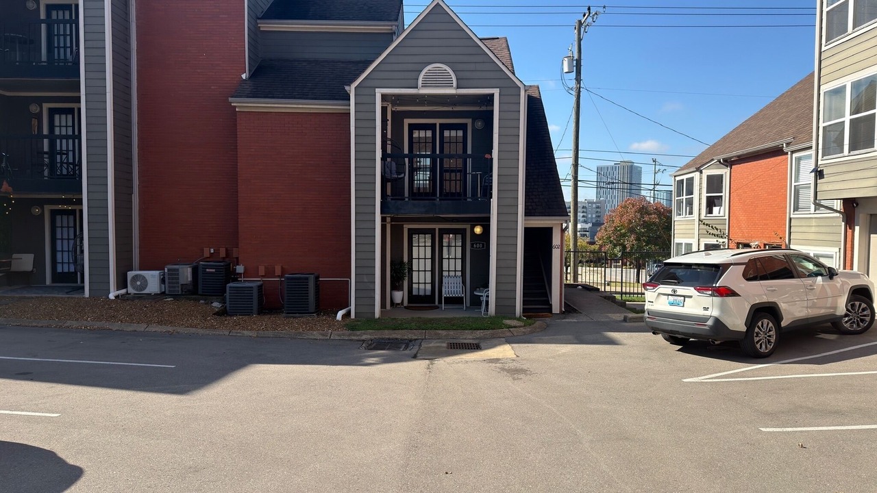 Photo of Outdoor in Rutledge Hill