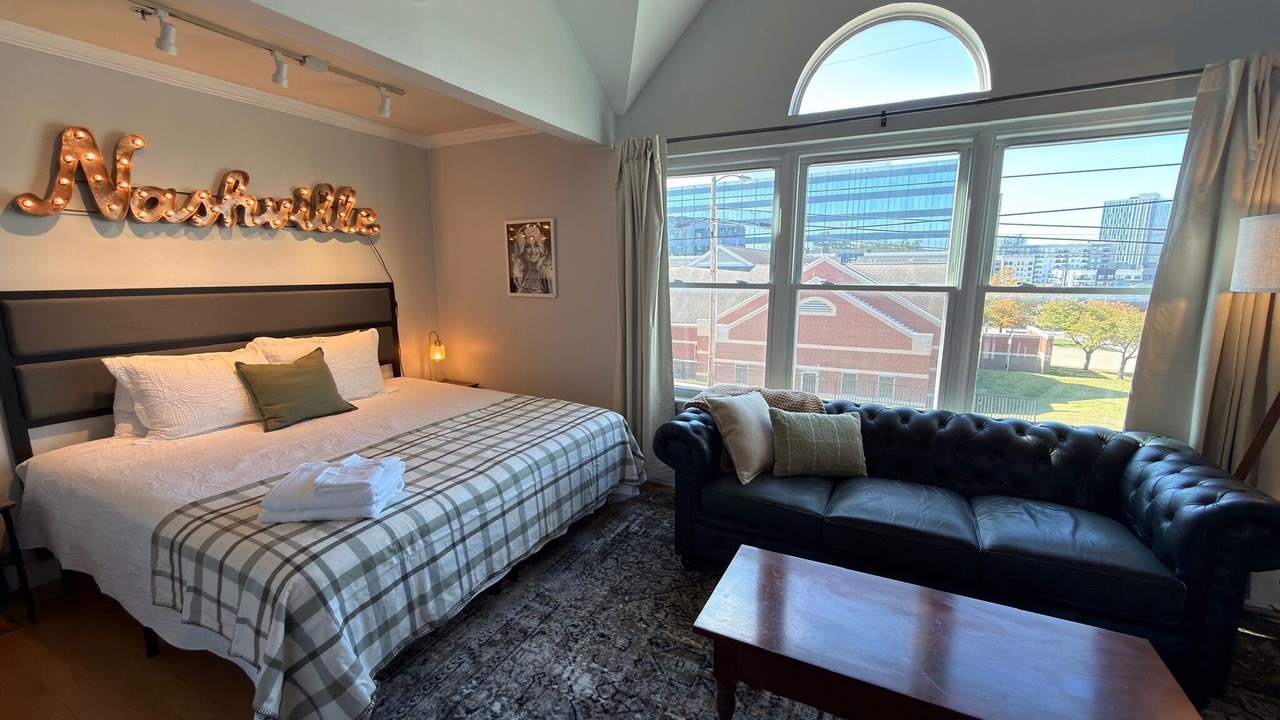Photo of Bedroom in Rutledge Hill