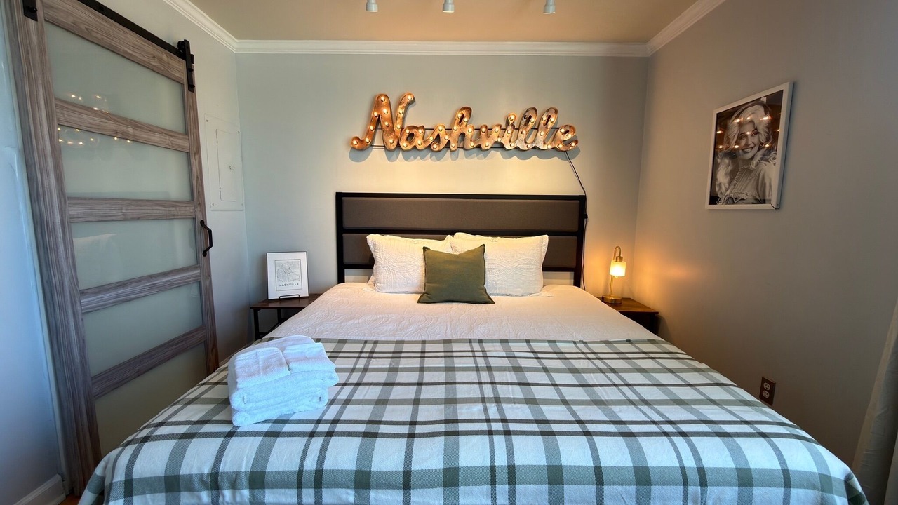Photo of Bedroom in Rutledge Hill