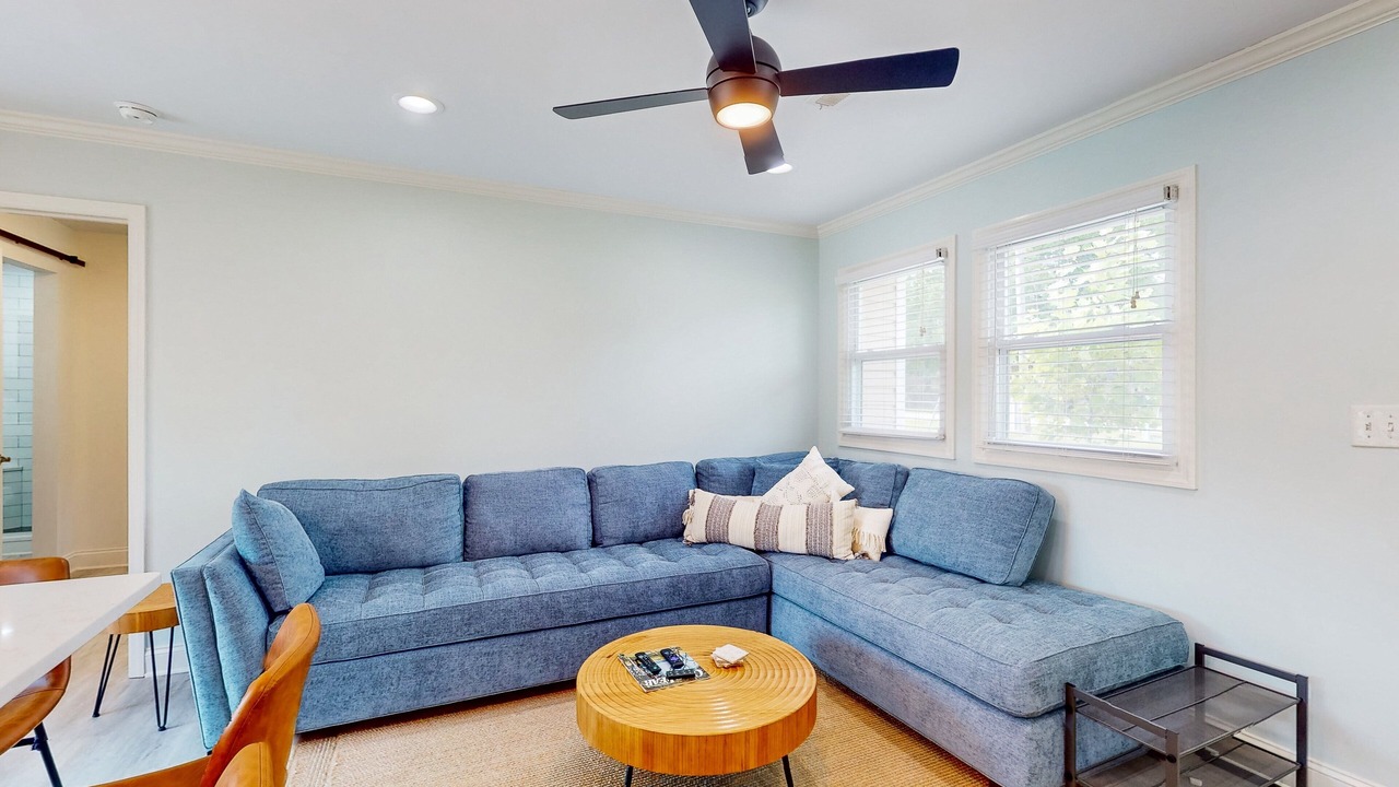 Photo of Livingroom in Ogden
