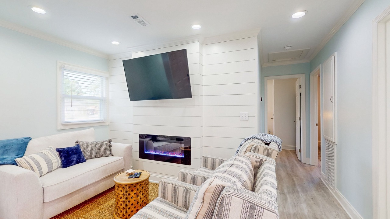 Photo of Livingroom in Ogden