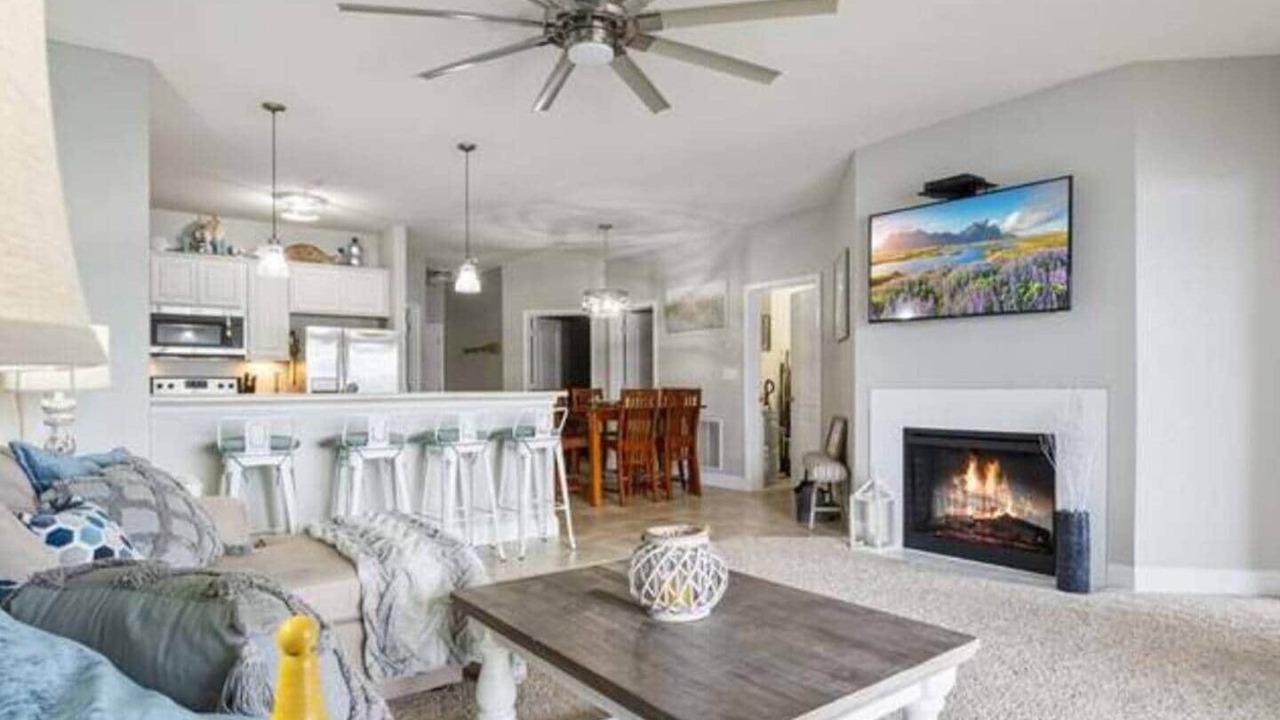 Photo of Livingroom in Rocky Mount