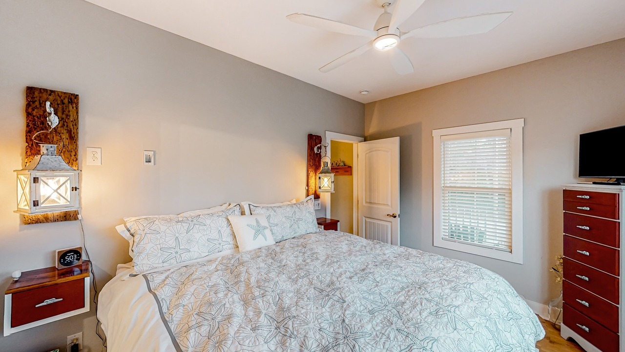 Photo of Bedroom in Tranquil Harbour