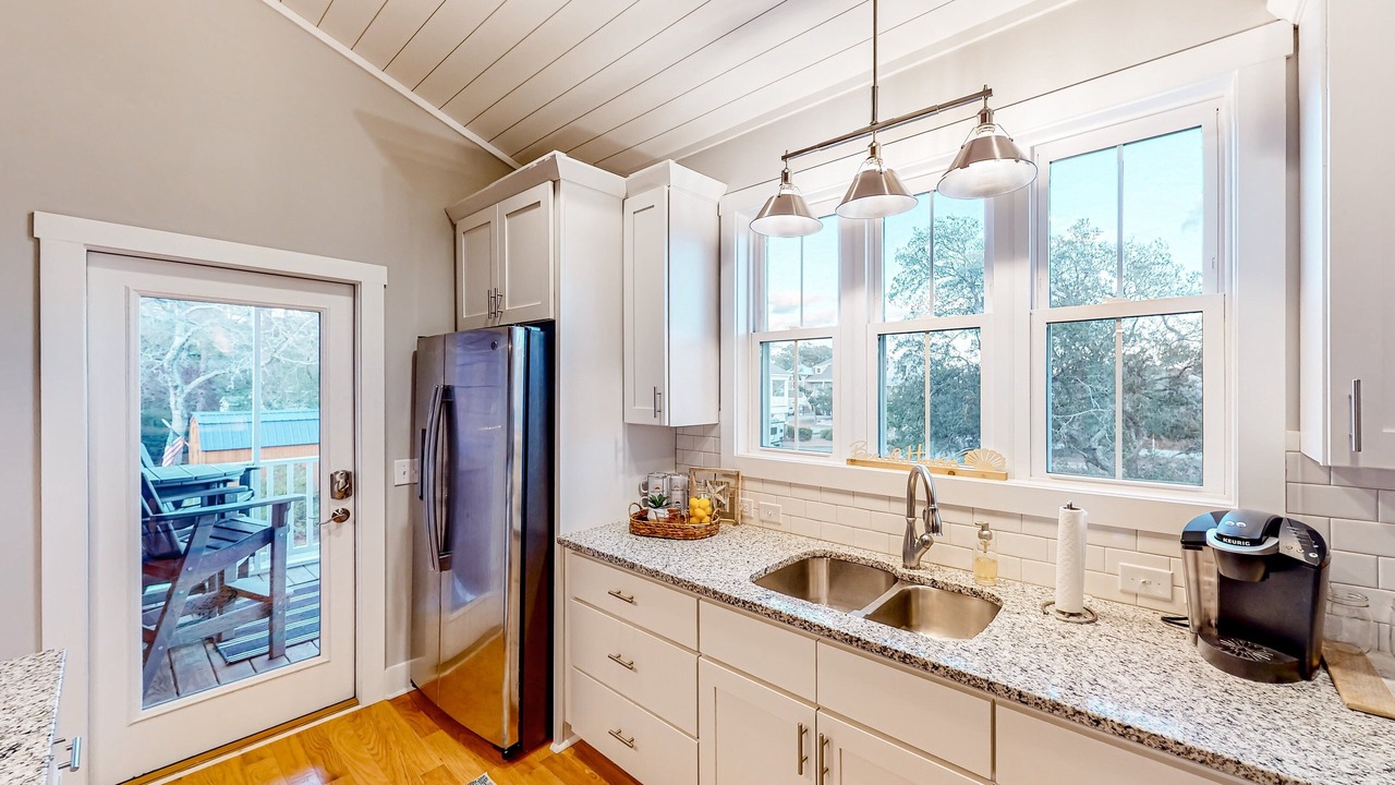 Photo of Kitchen in Tranquil Harbour
