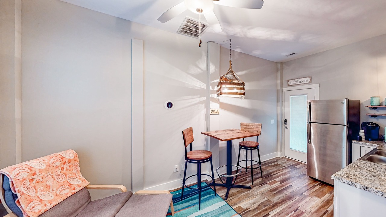 Photo of Livingroom in Tranquil Harbour