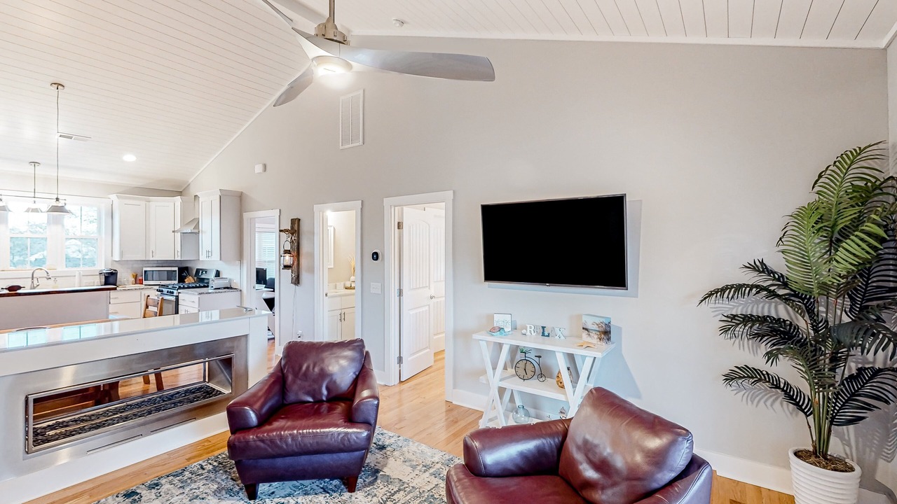 Photo of Livingroom in Tranquil Harbour