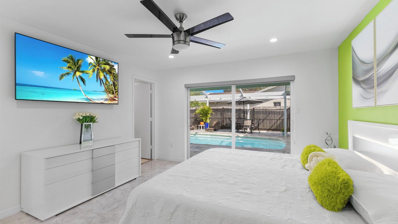 Photo of Bedroom in Lake Sarasota