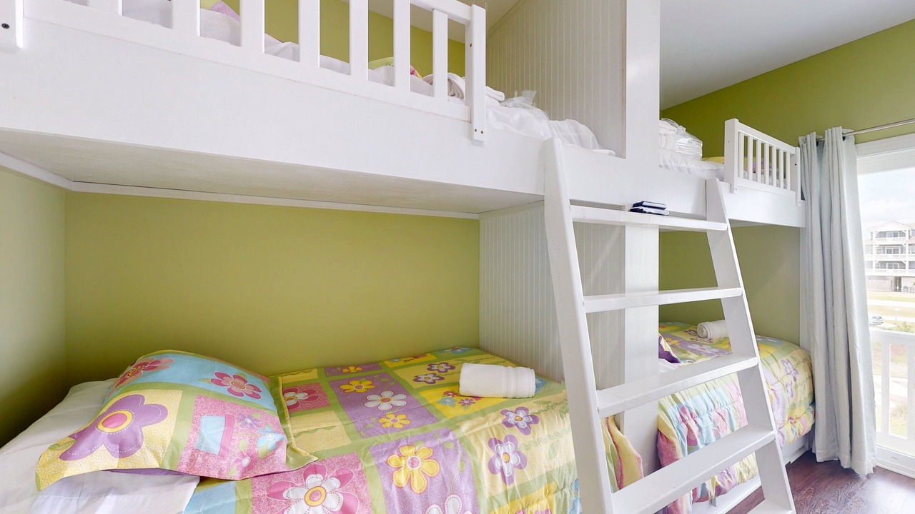 Photo of Bedroom in Surf City