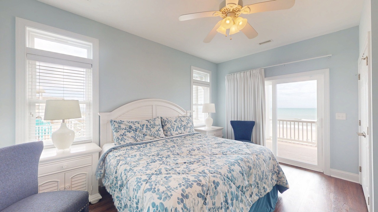 Photo of Bedroom in Surf City