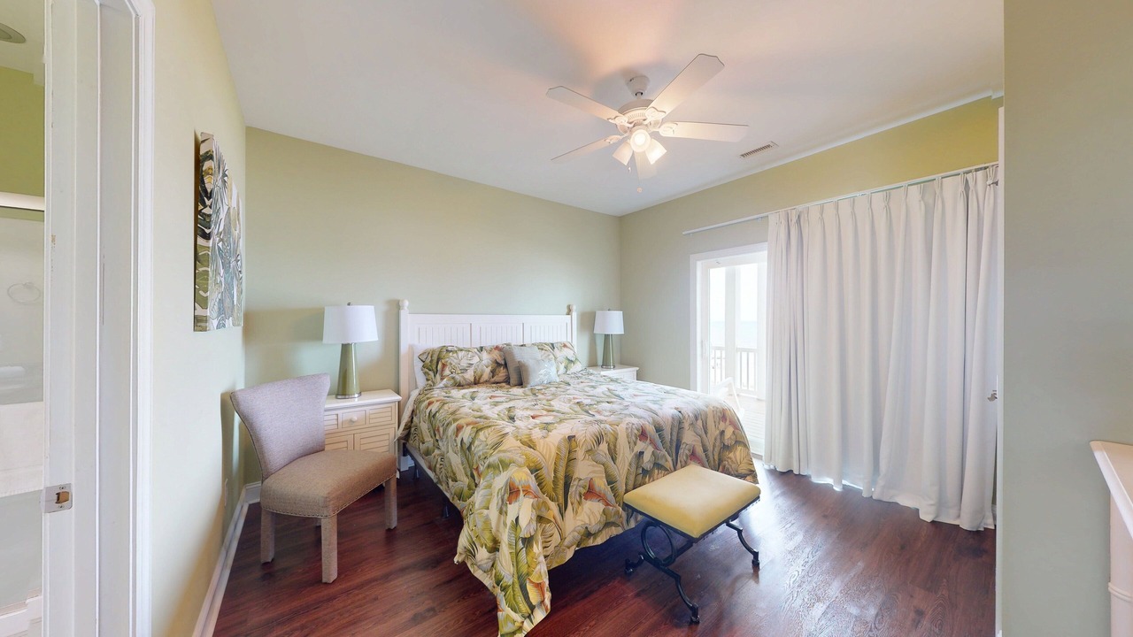Photo of Bedroom in Surf City