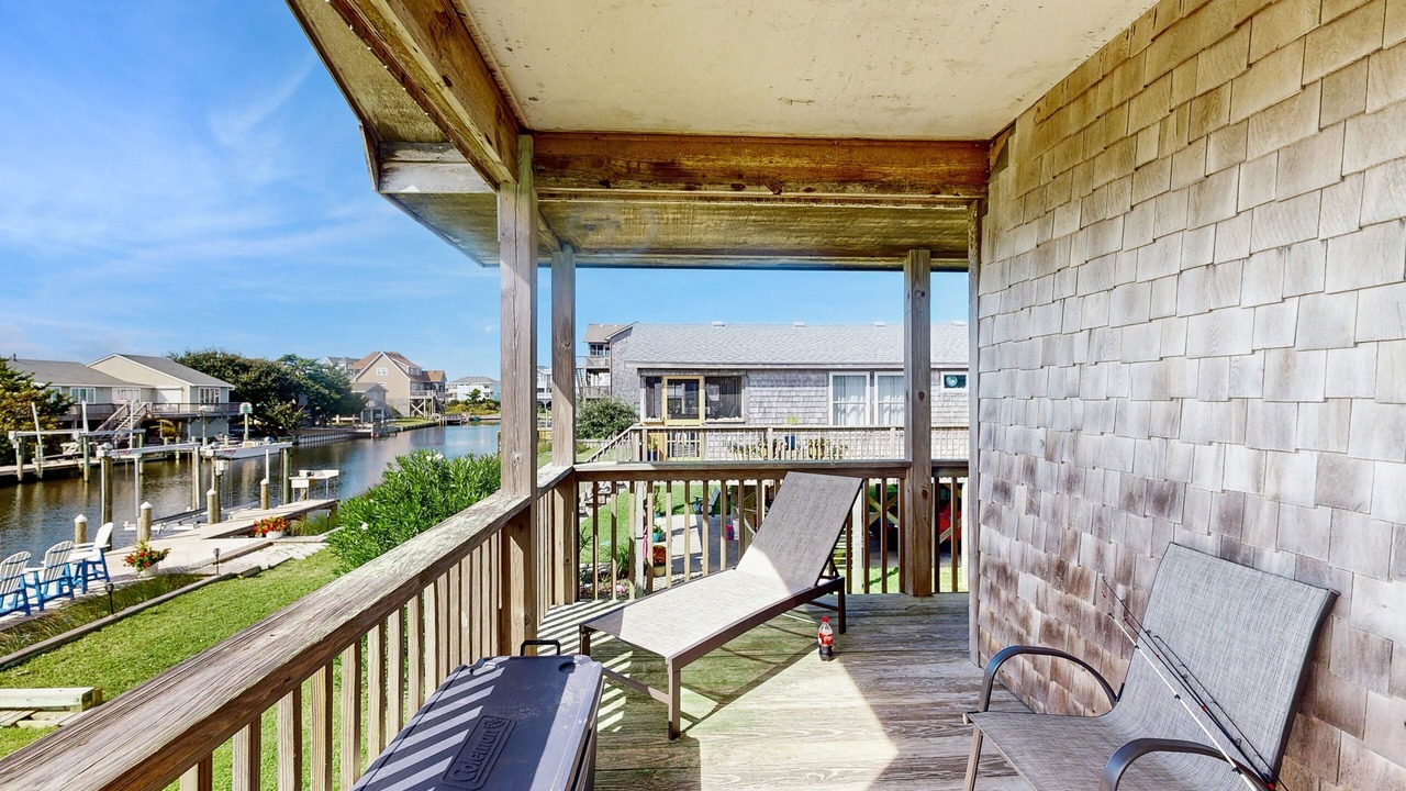 Photo of Patio Balcony in Brigands' Bay
