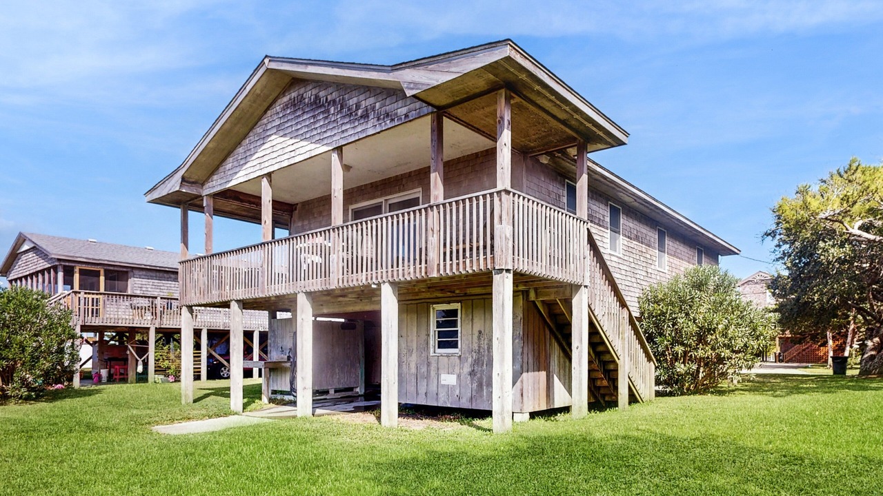 Photo of Outdoor in Brigands' Bay