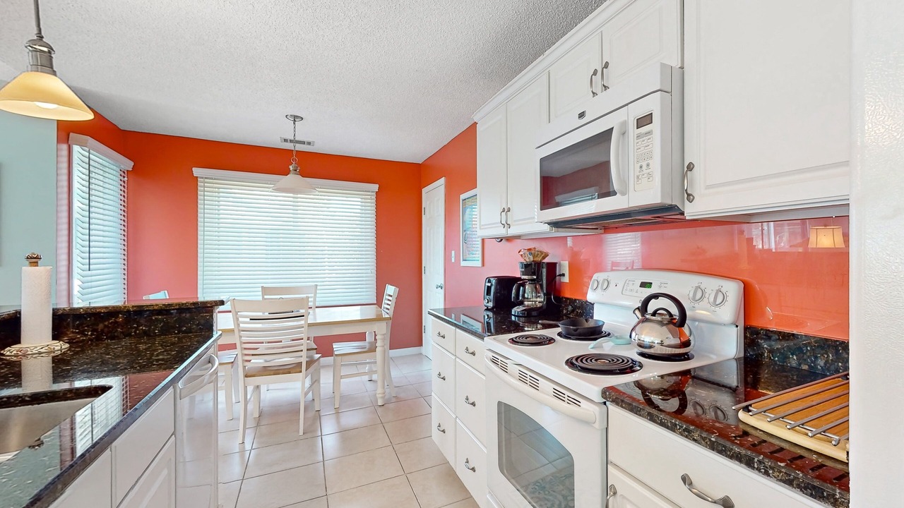 Photo of Kitchen in Sea Trail