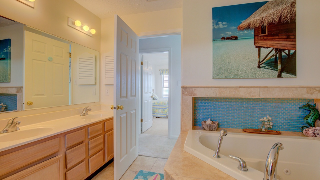 Photo of Bathroom in Ocean City Beach