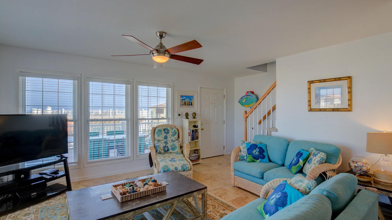 Photo of Livingroom in Ocean City Beach