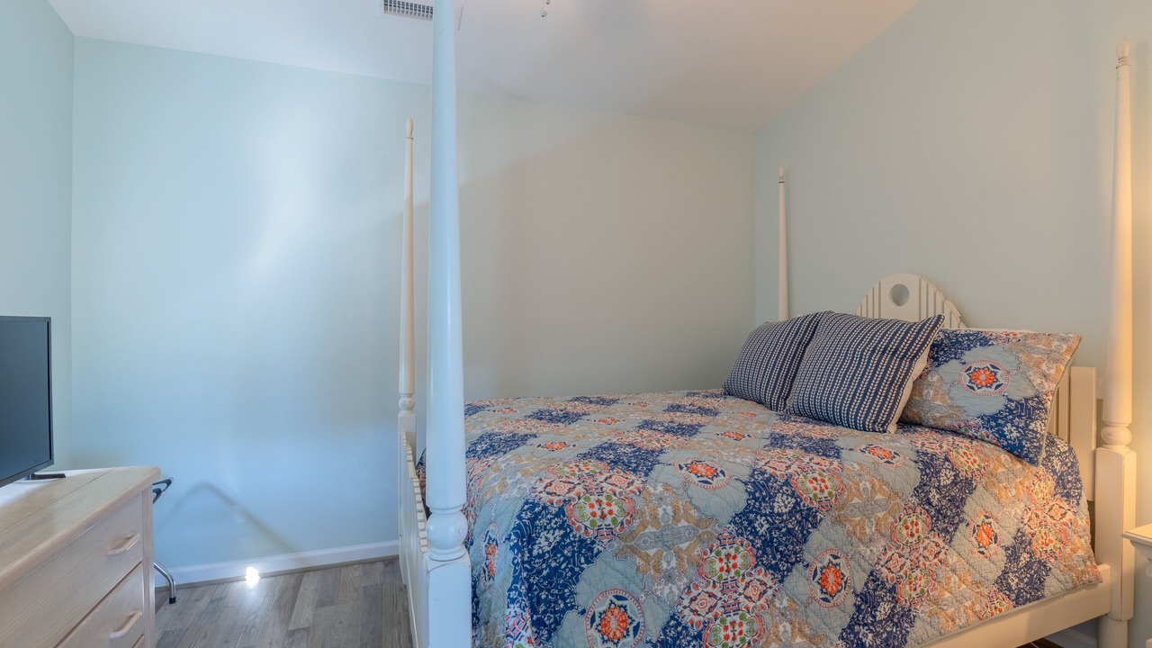 Photo of Bedroom in Ocean Ridge