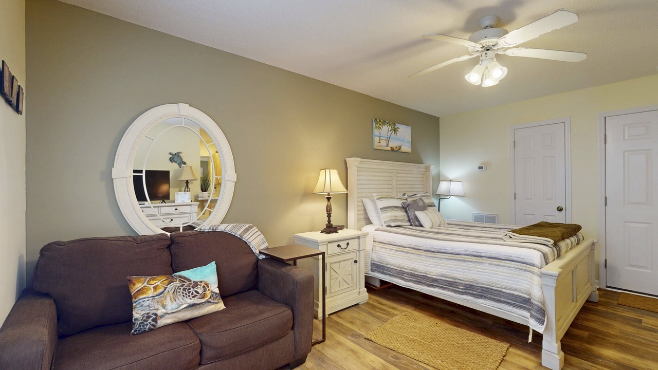 Photo of Bedroom in St. James