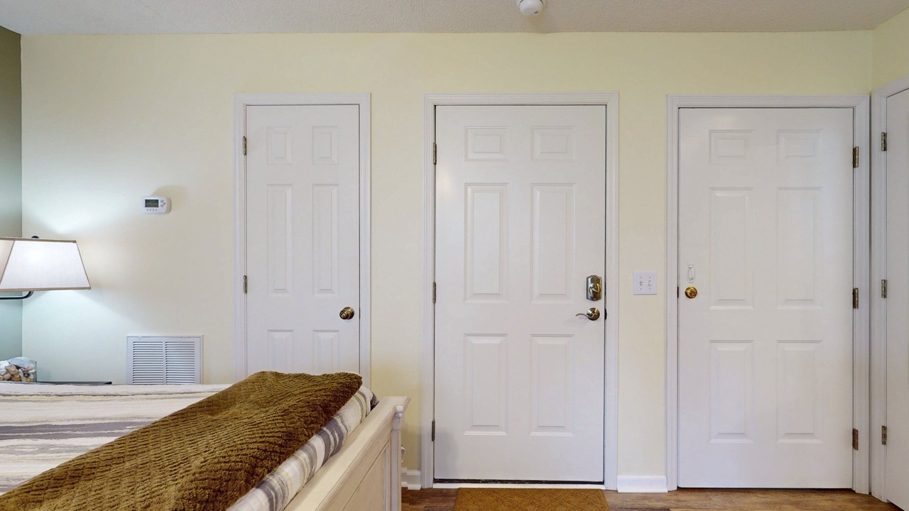 Photo of Bedroom in St. James