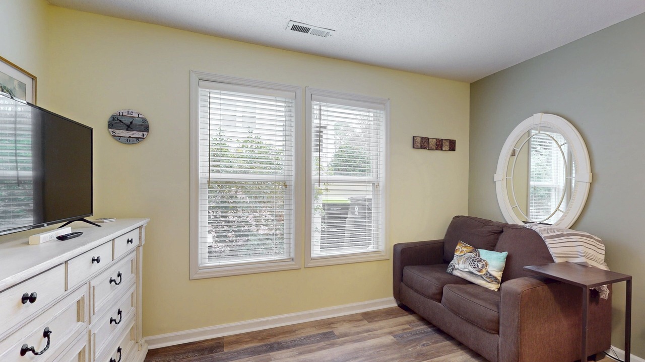 Photo of Livingroom in St. James