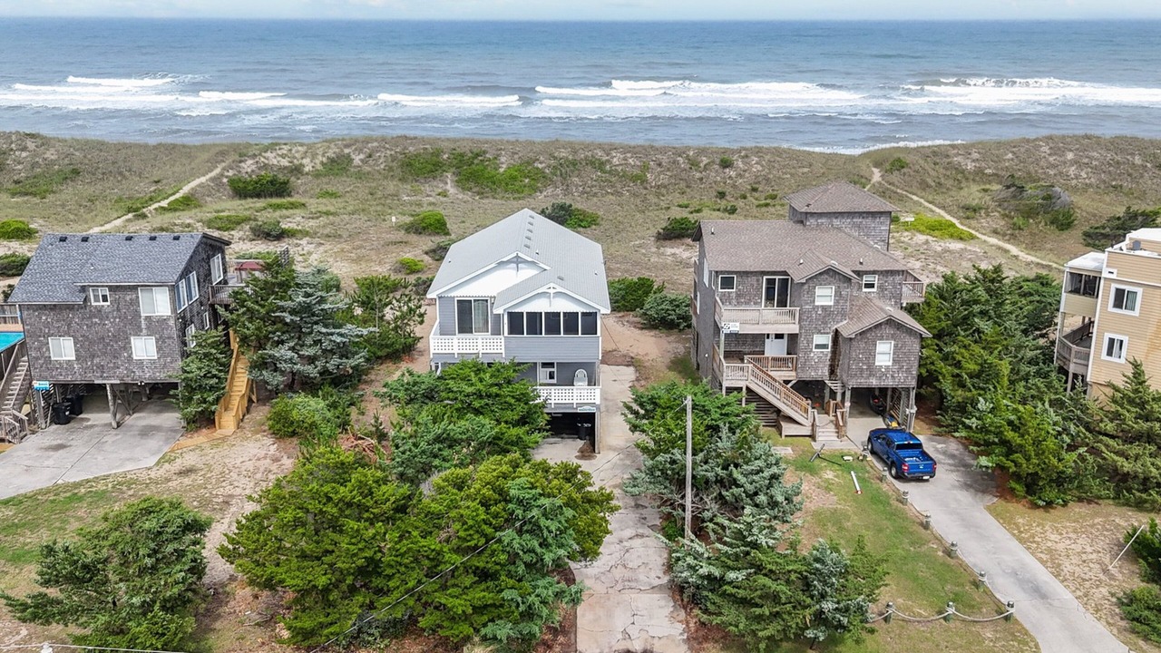 Photo of Outdoor in Waves
