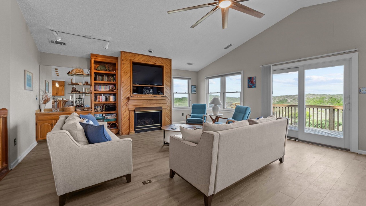 Photo of Livingroom in Waves