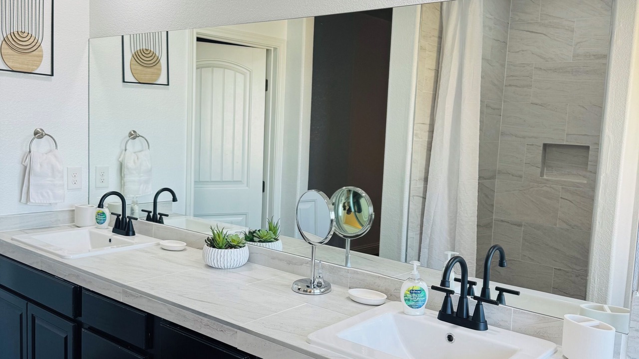 Photo of Bathroom in Hobbs