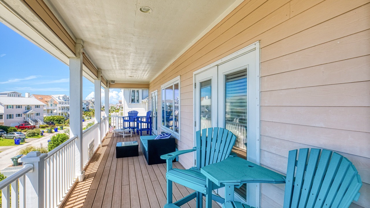 Photo of Patio Balcony in Village of Stump Sound