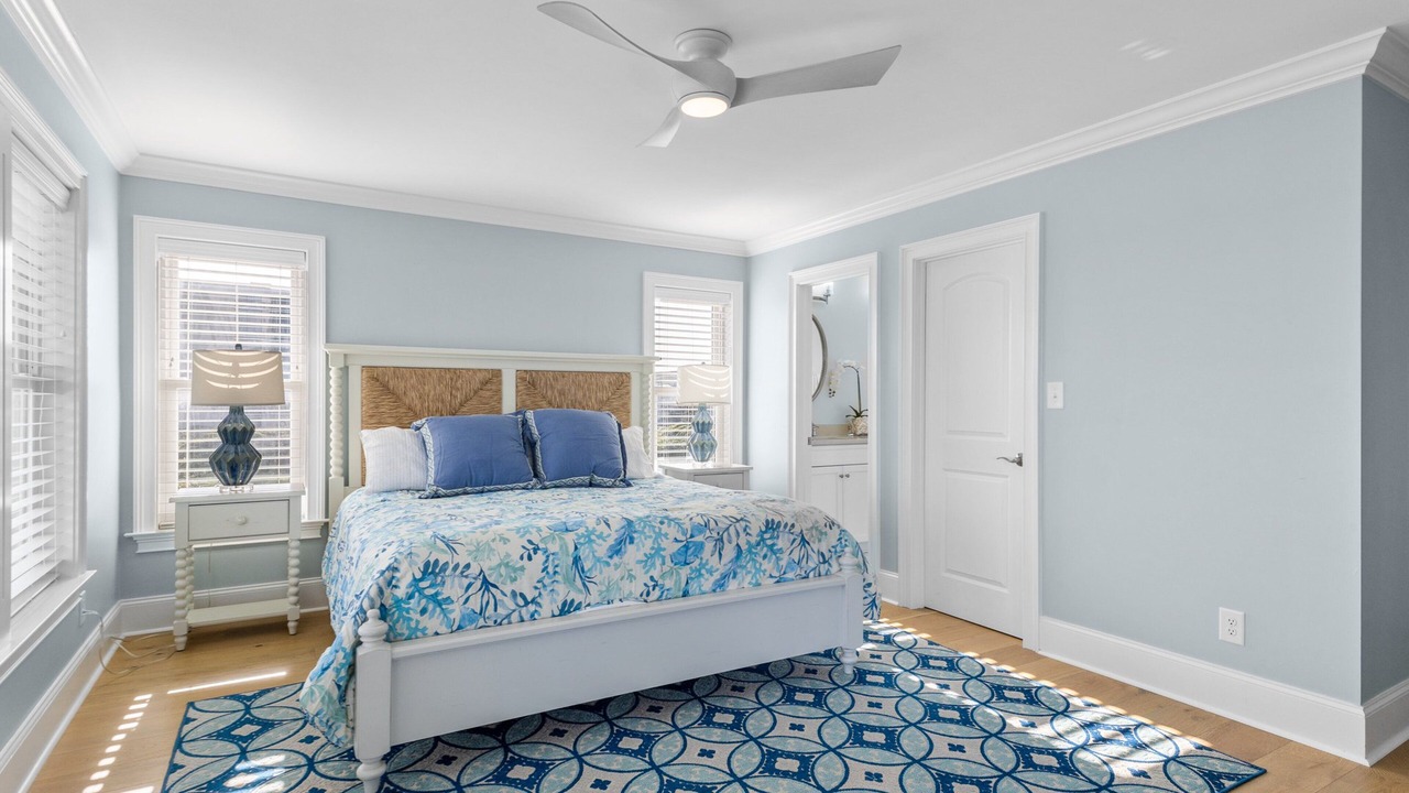 Photo of Bedroom in Atlantic Beach