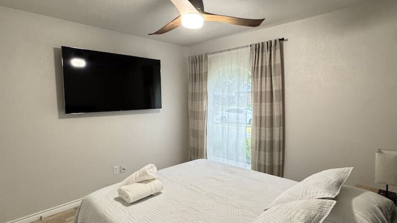 Photo of Bedroom in Northeast Carrollton