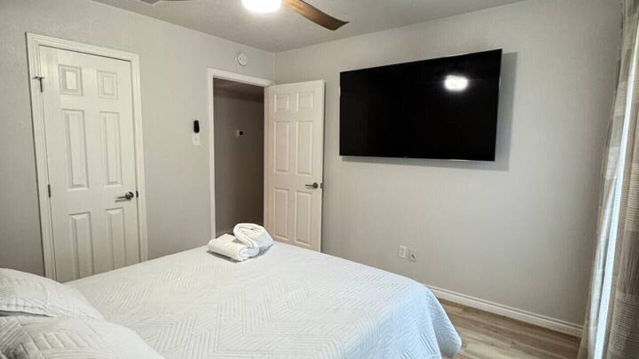 Photo of Bedroom in Northeast Carrollton
