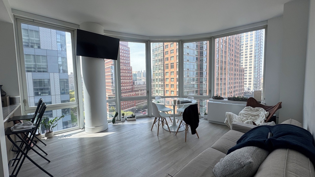 Photo of Livingroom in Downtown Brooklyn