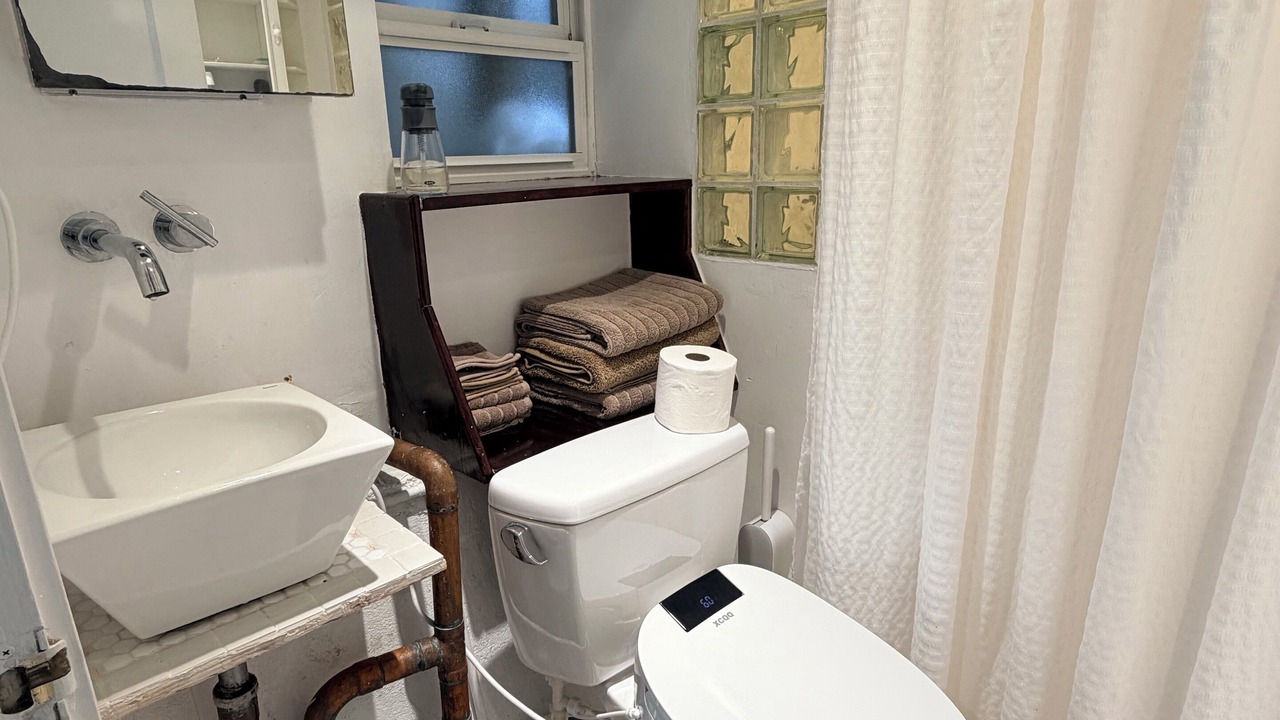 Photo of Bathroom in La Lengua