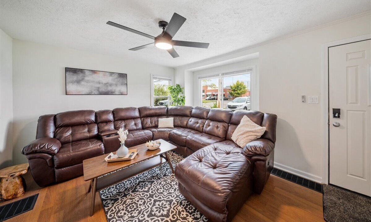 Photo of Livingroom in Grandview Heights