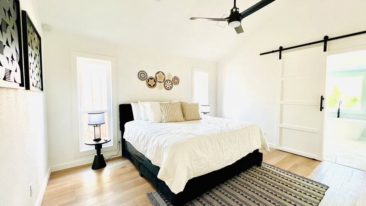 Photo of Bedroom in The Colony