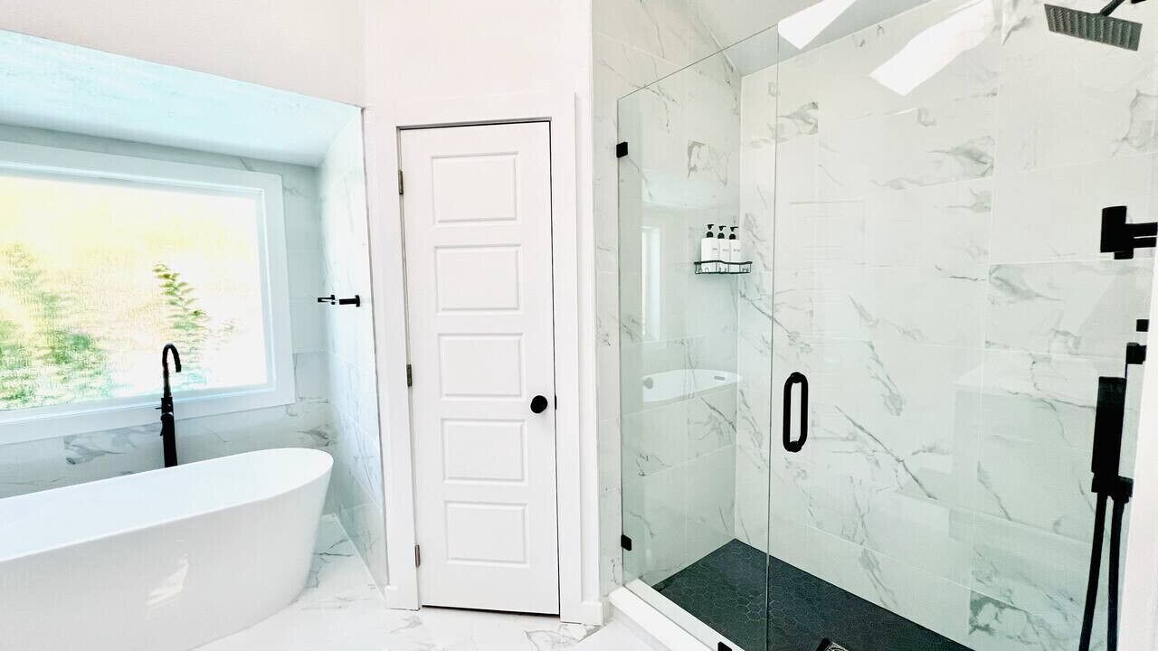 Photo of Bathroom in The Colony