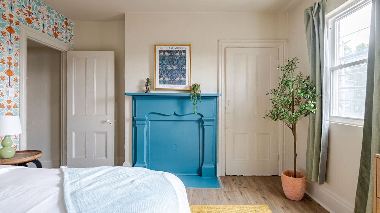 Photo of Bedroom in Lower Lawrenceville
