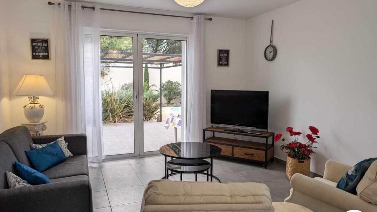Photo of Livingroom in Puimisson