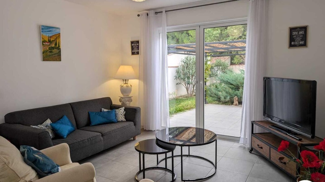 Photo of Livingroom in Puimisson