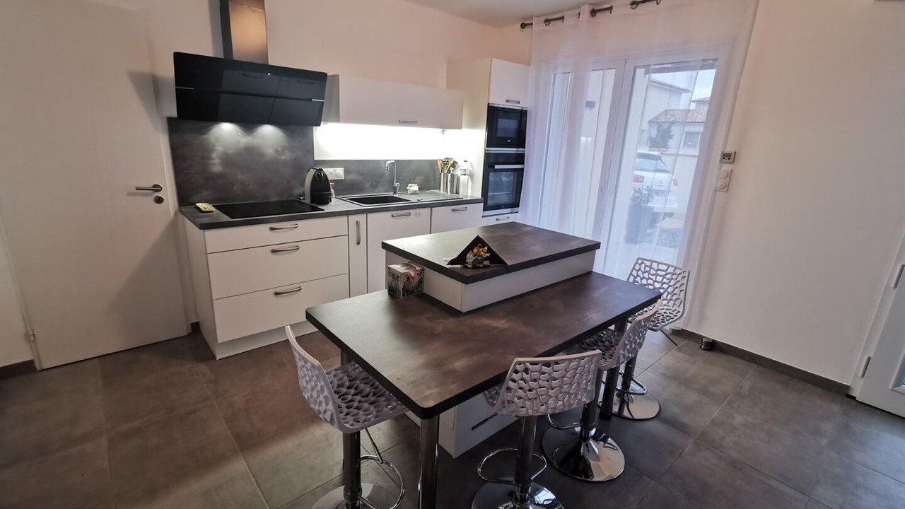 Photo of Kitchen in Puimisson