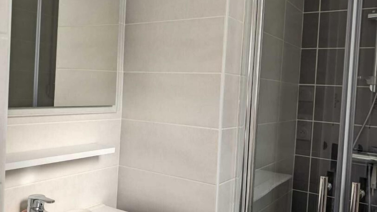 Photo of Bathroom in Puimisson