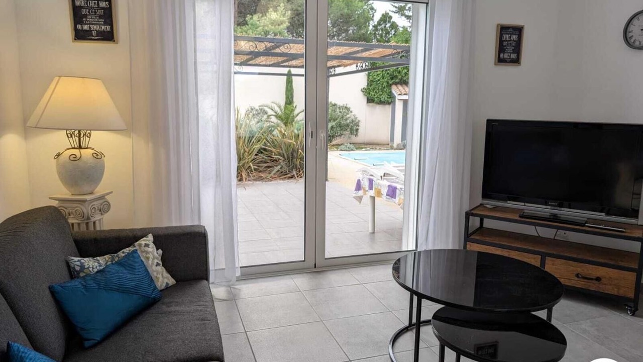Photo of Livingroom in Puimisson