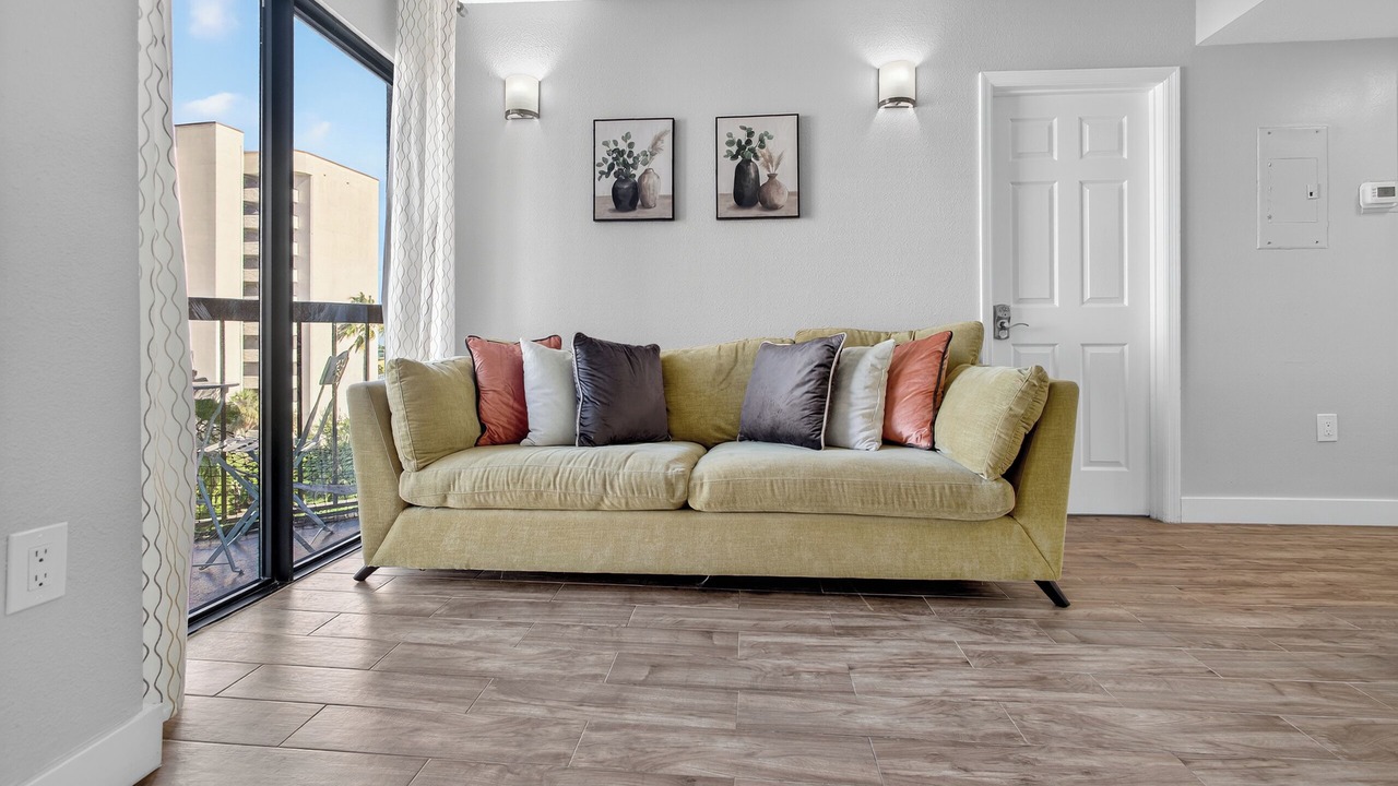 Photo of Livingroom in Southwest Orlando