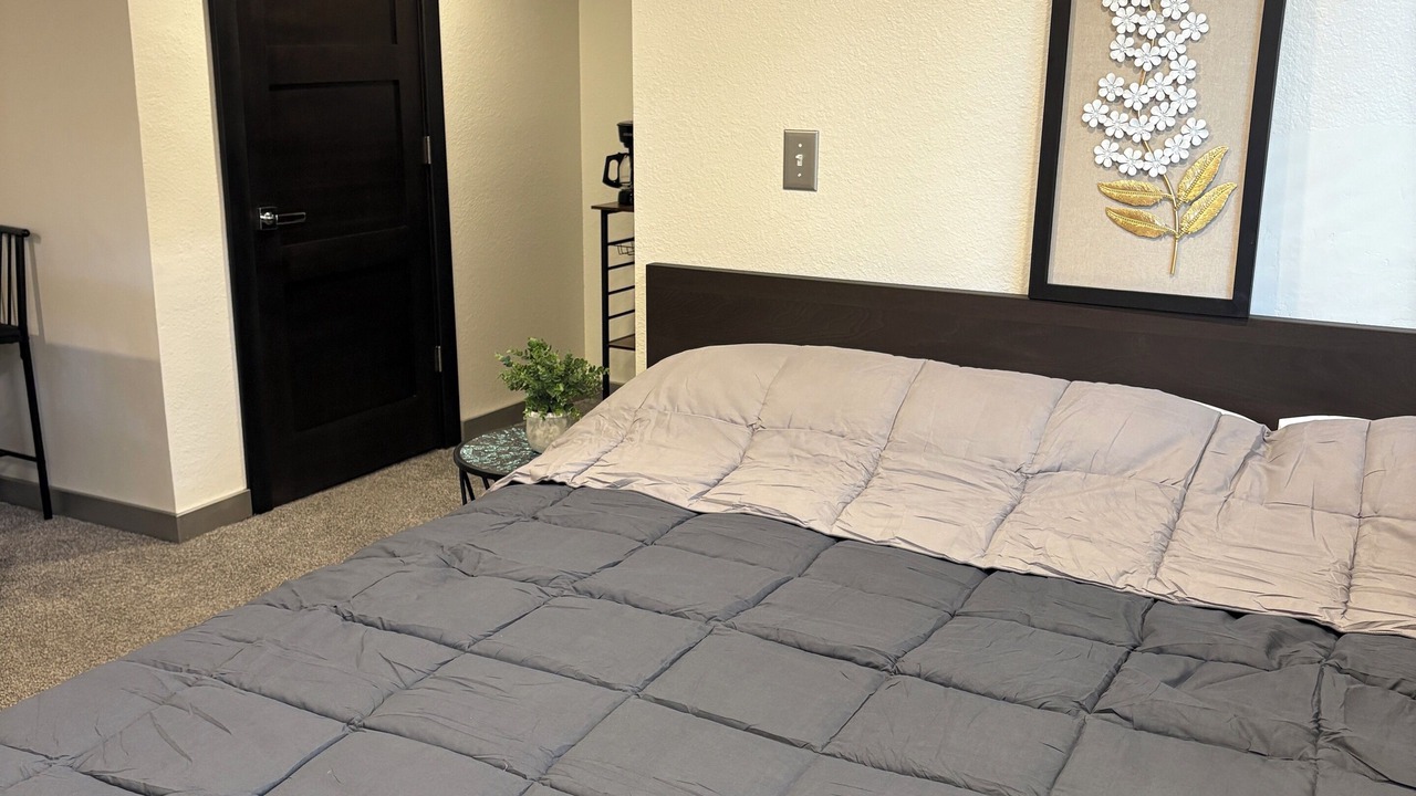Photo of Bedroom in Englewood