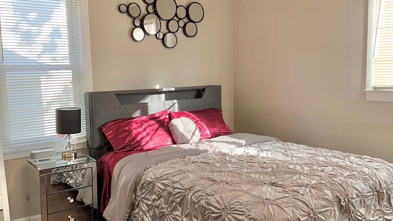 Photo of Bedroom in Madison Heights