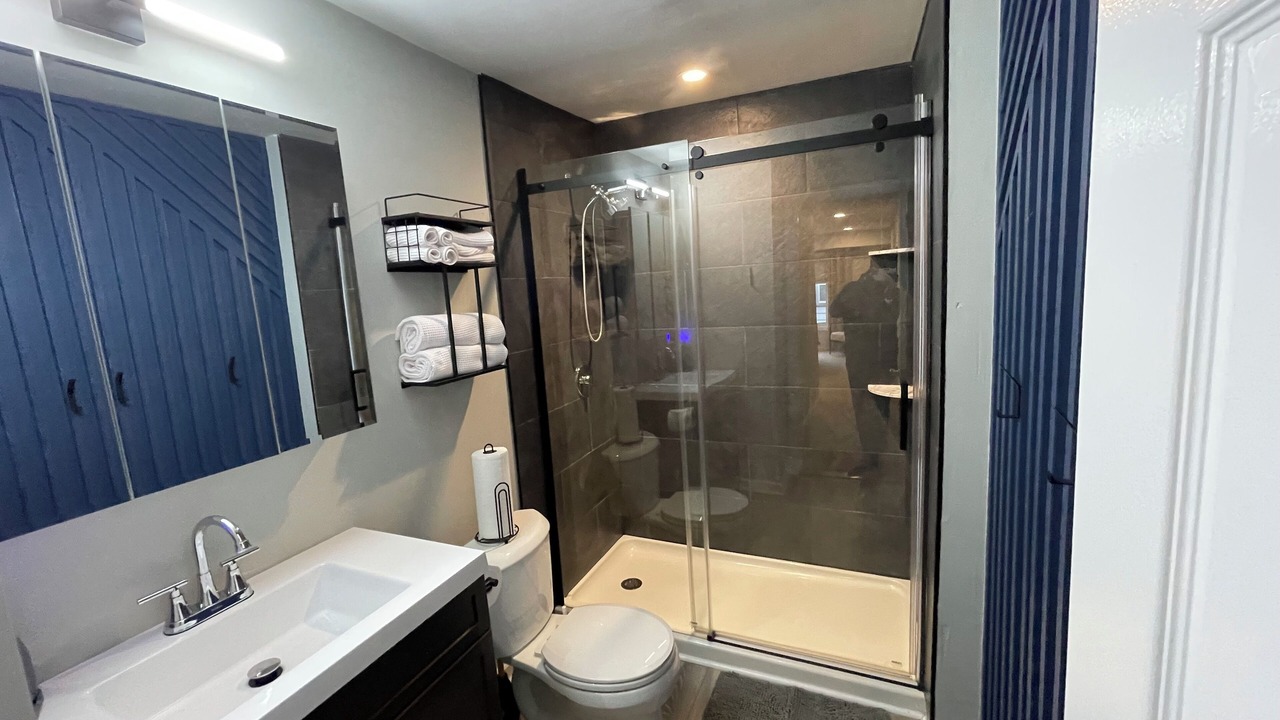 Photo of Bathroom in Trinity Vicinity