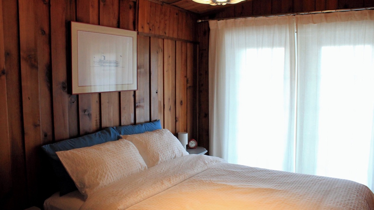 Photo of Bedroom in Leamington