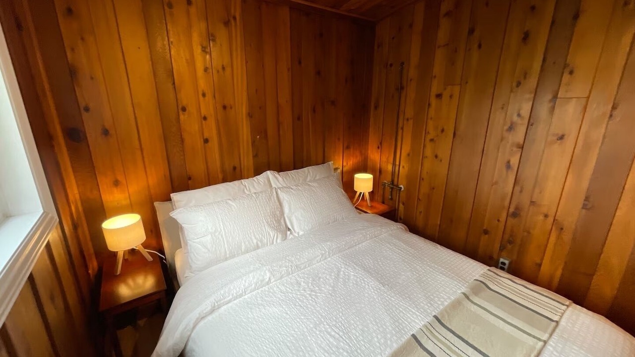 Photo of Bedroom in Leamington