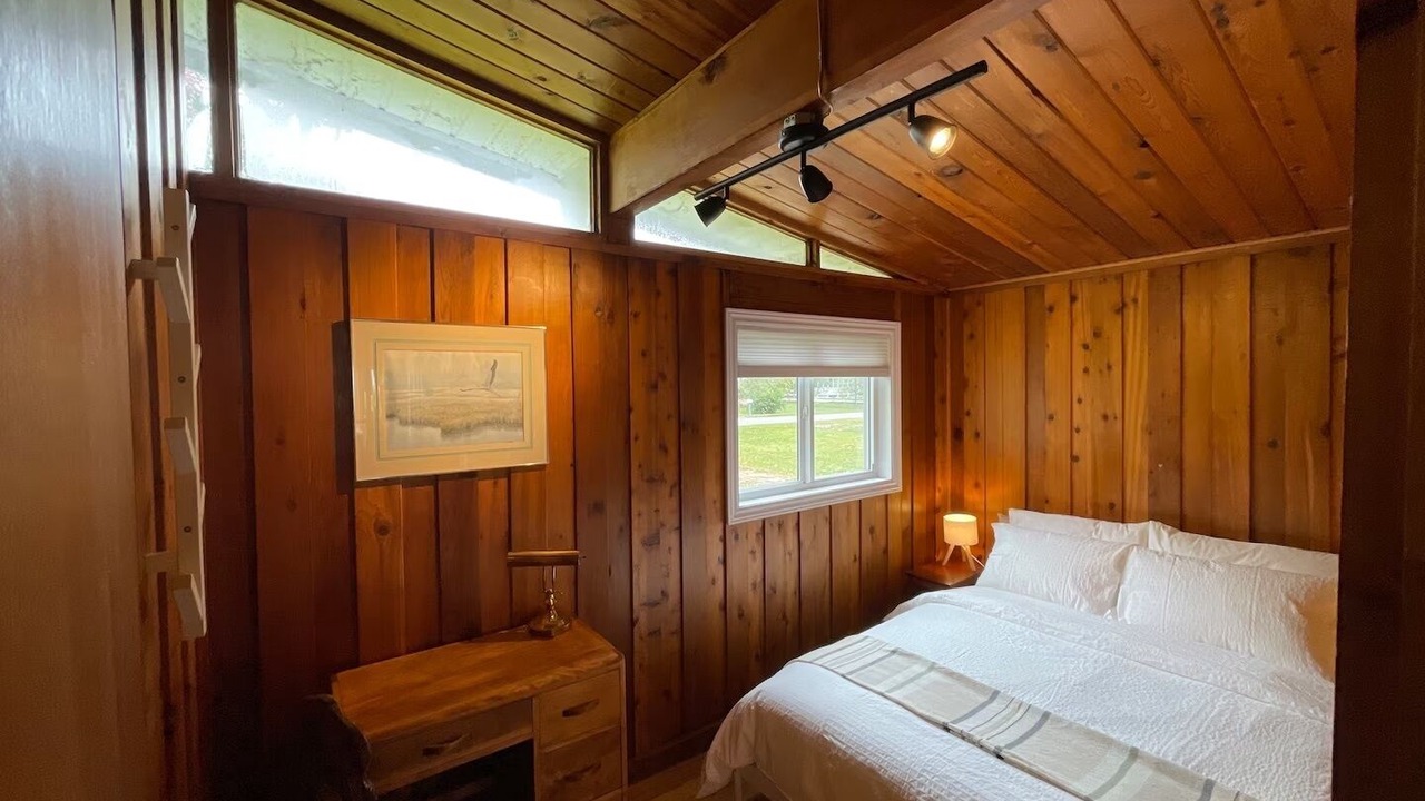 Photo of Bedroom in Leamington