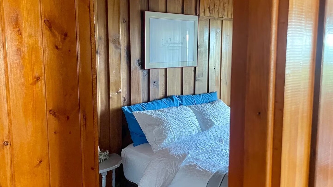 Photo of Bedroom in Leamington